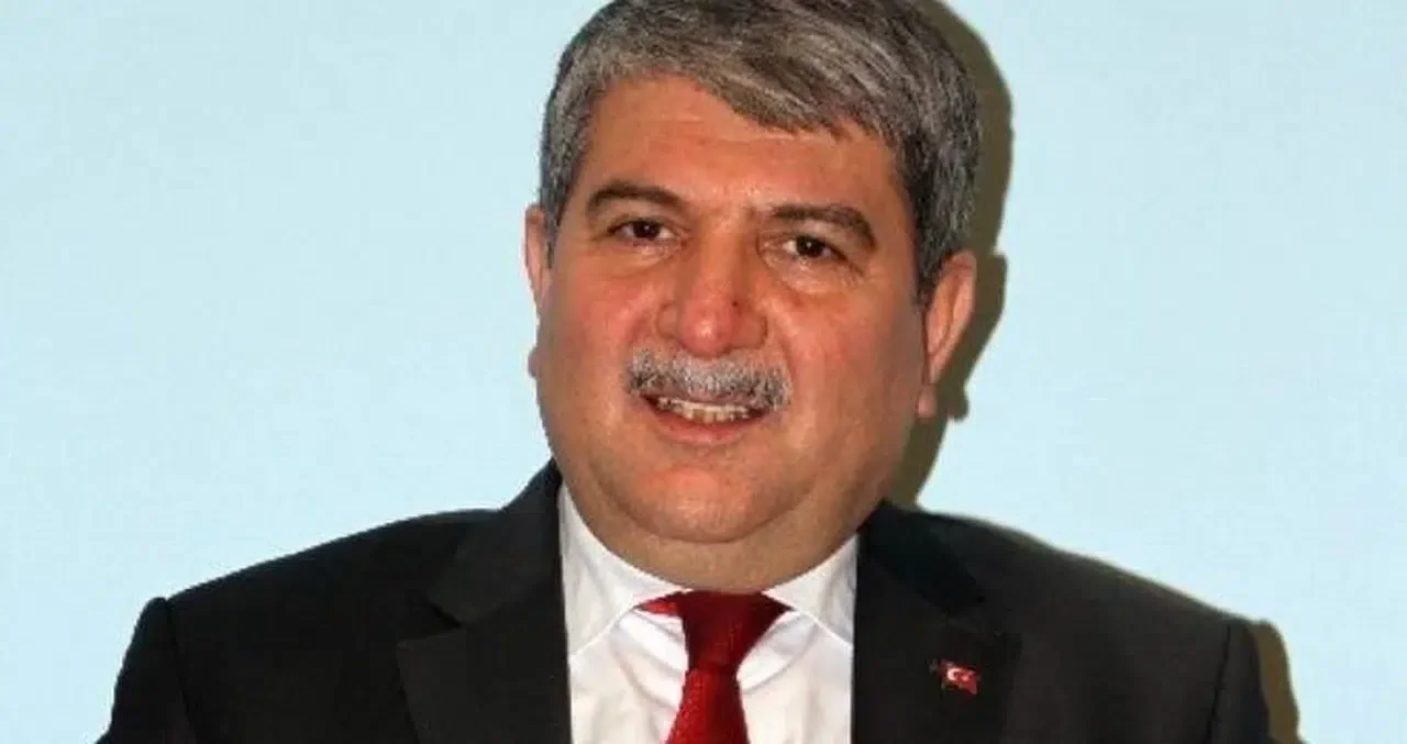 Kani Torun Kimdir? Kaç Yaşında, Nereli ve Hangi Partiden?