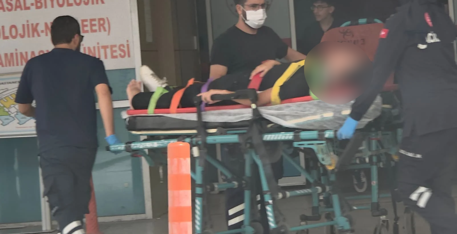 İnegöl’de Kavşakta Kaza! 15 Yaşındaki Çocuk Hastanelik Oldu