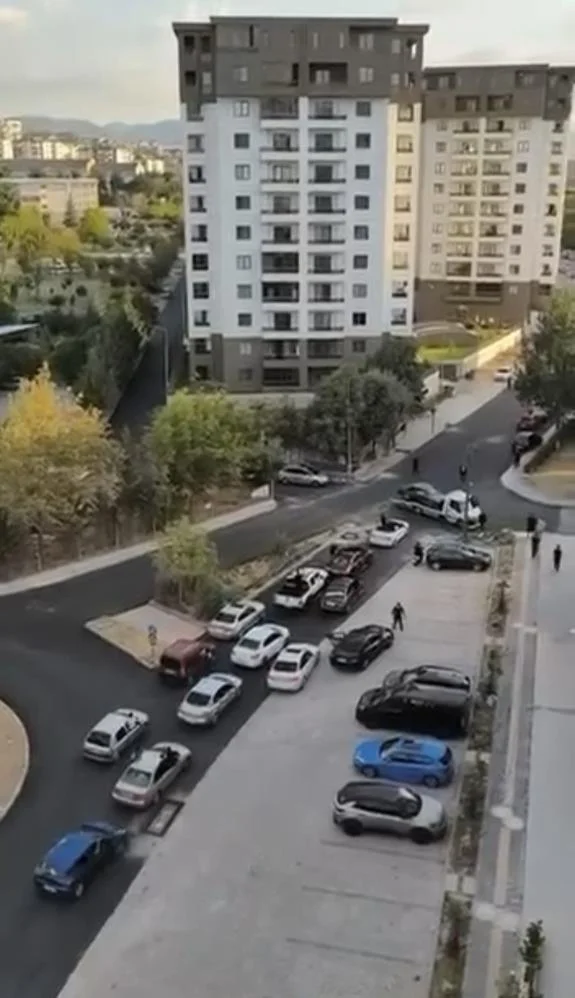 Böyle gelenek olmaz olsun dedirten görüntü! Böyle gelenek olmaz olsun dedirten görüntü!