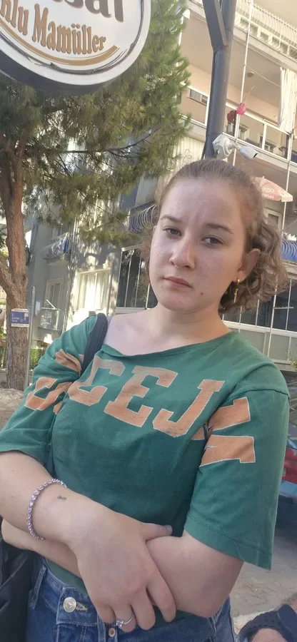 Henüz 14 yaşında! Saatlerdir haber alınamıyor Henüz 14 yaşında! Saatlerdir haber alınamıyor