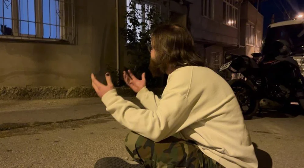 Gece yarısı mahalleliyi sokağa döken olay! Gece yarısı mahalleliyi sokağa döken olay!