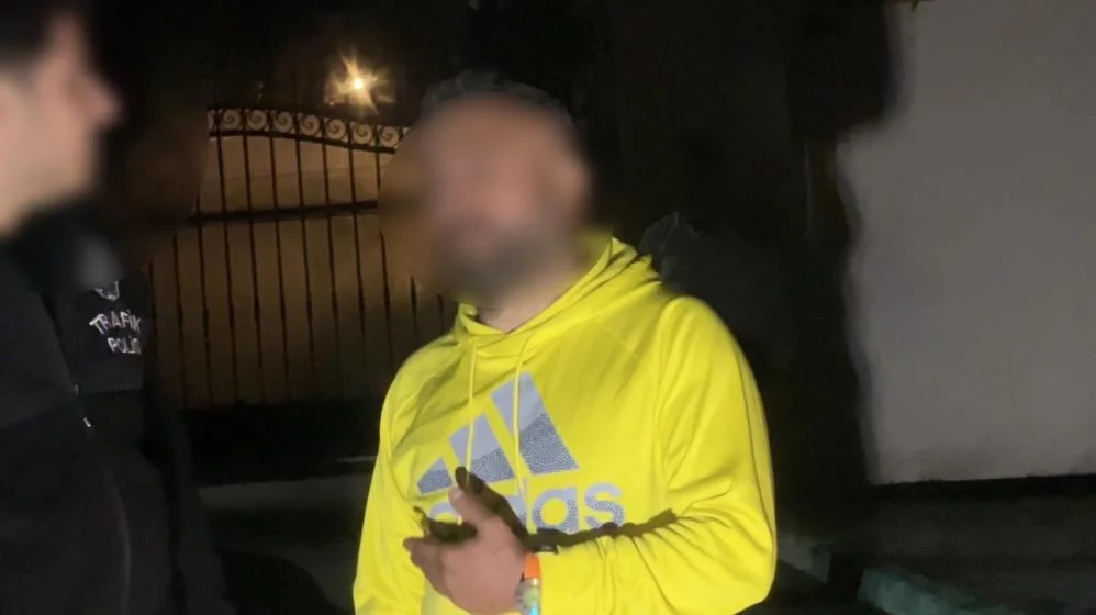 Polisten kaçtı, trafiği birbirine kattı! Sonu karakolda bitti