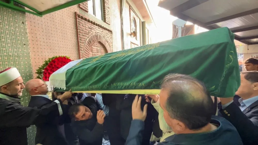 Bursa’da 13 yaşındaki şampiyon güreşçiye acı veda