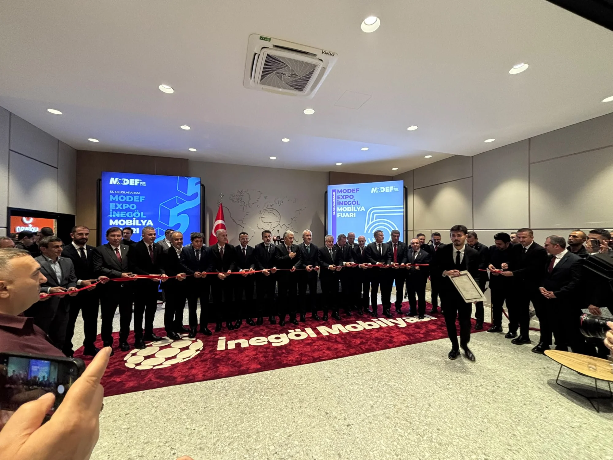 55. MODEF Fuarı görkemli törenle kapılarını açtı