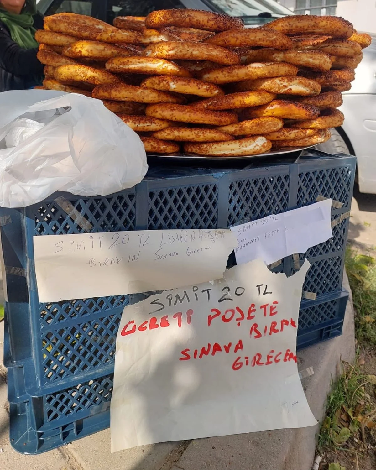 Sınava Girmek İçin Tezgahını Bıraktı! Bakın Ne Yazdı