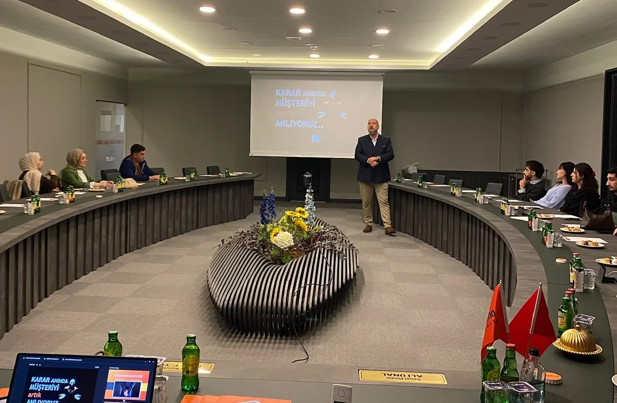 Wobilimo Mobilya AVM’de Satış Danışmanlarına Özel Eğitim Programı Tamamlandı
